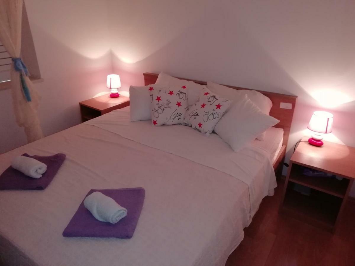Apartman Radic สตอน ภายนอก รูปภาพ